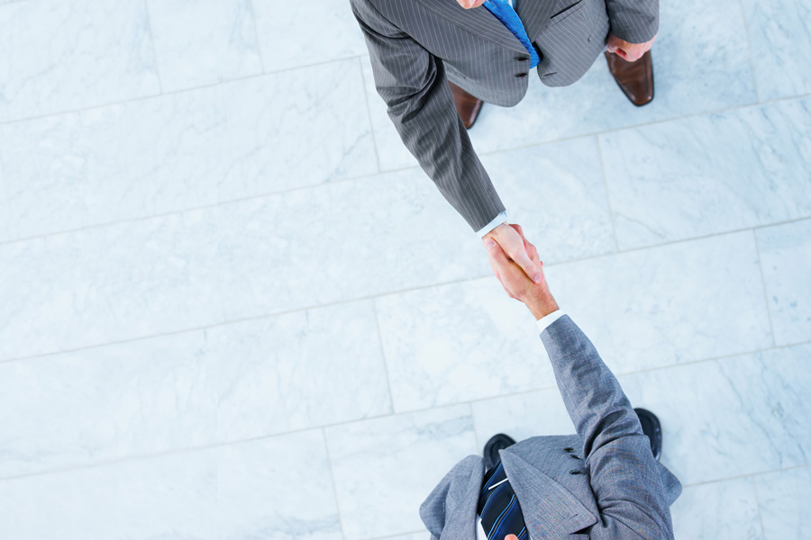 南山區律師解讀:地鐵占座風波背后的法律與道德審視