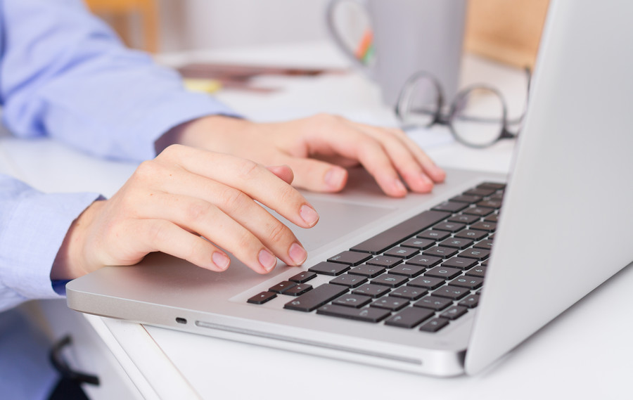 深圳合同糾紛律師視角：公司簽合同的關鍵注意事項