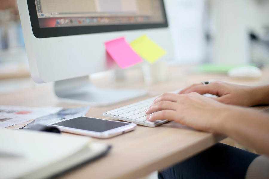 深圳律師咨詢網視角下保證人資格審查材料的深度剖析