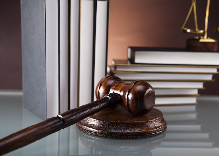 信仰與教育:深圳離婚律師帶你走進婚姻中的教育權爭奪戰