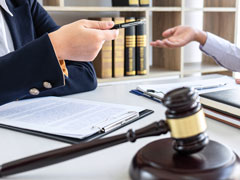 處理承包地征收補償款分配糾紛案件的法律途徑有哪些？深圳資訊律師來回答